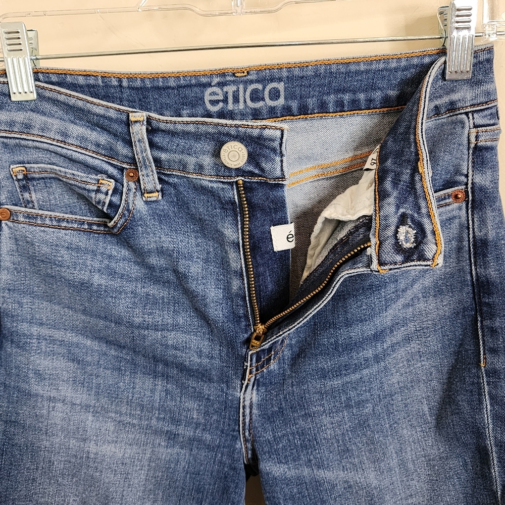 Etica Giselle Exposed Patch Pocket Jeans | Size 26 - Picture 9 of 11